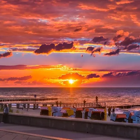 Tor Zum - Neubau Mit Sauna, Fahrstuhl Und Tiefgarage Appartamento