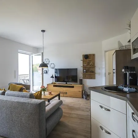 Tor Zum - Neubau Mit Sauna, Fahrstuhl Und Tiefgarage Apartment Kuehlungsborn
