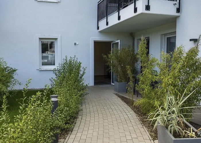 Tor Zum - Neubau Mit Sauna, Fahrstuhl Und Tiefgarage *